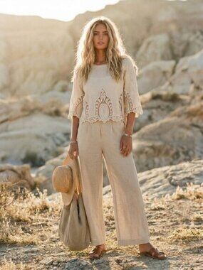 NWT Jodifl Boho Crochet Lace Eyelet Blouse - Size S/M✨